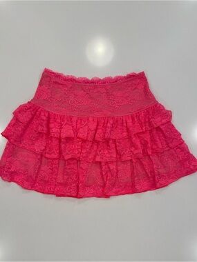 Lacey Mini Skirt Women’s Small Lined Machine Washable Stretch